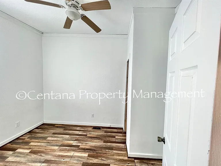 675 S Main St #B — Photo 10