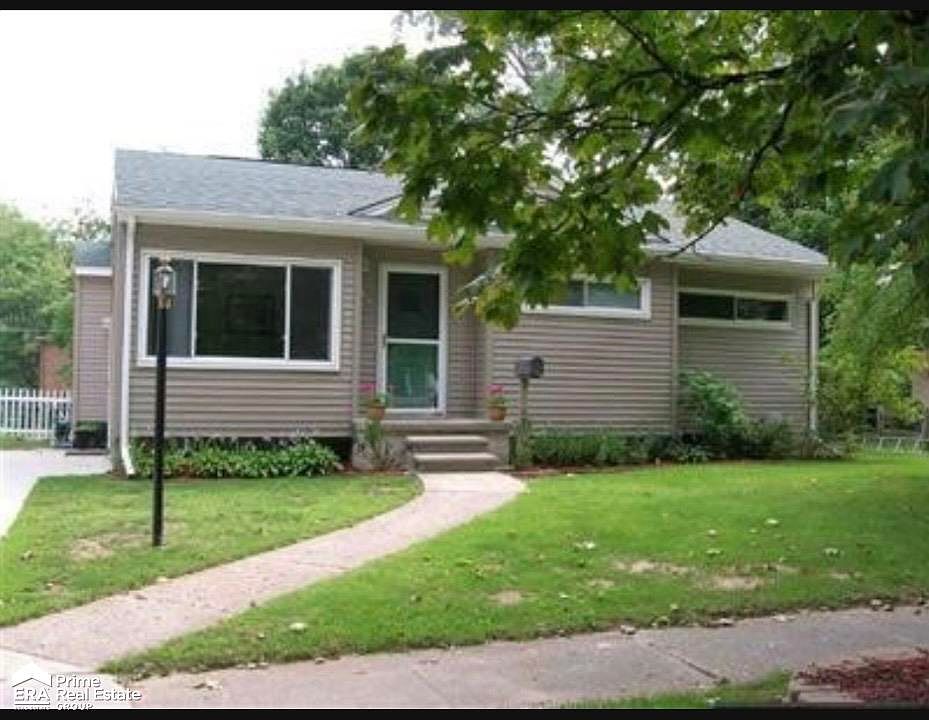 1st image of 835 Southwood Dr