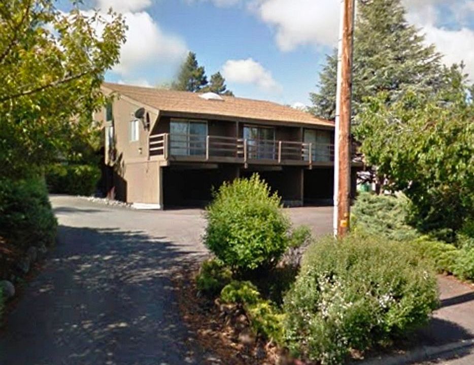 1st image of 772 W Oregon Ave