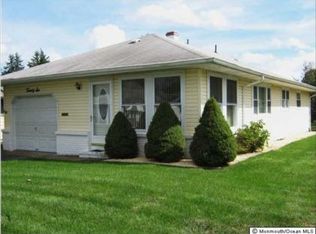 26 Oranjestad St, Toms River, NJ 08757