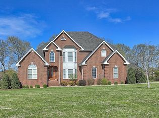 1051 N Broadway St, Portland, TN 37148