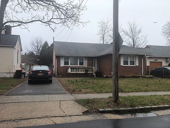 4th image of 28 1st Ave