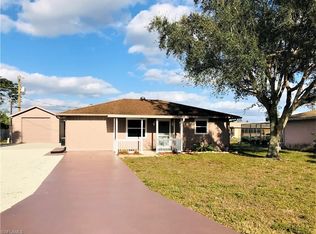 18449 Flamingo Rd, Fort Myers, FL 33967