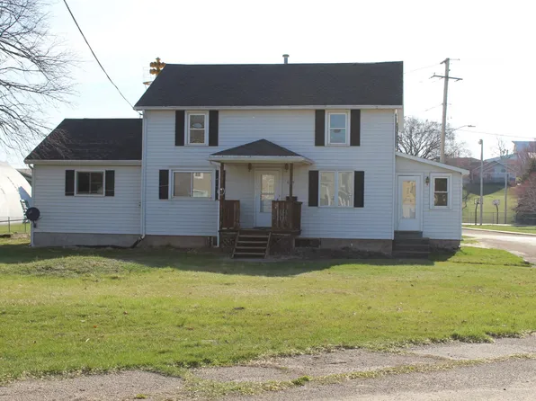 603 Water St, La Motte, IA 52054
