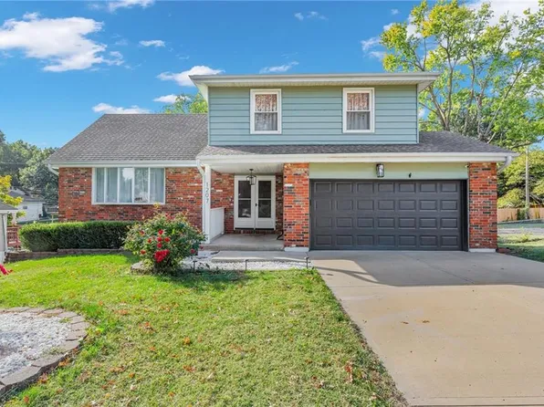 1207 NE 80th Ter, Kansas City, MO 64118