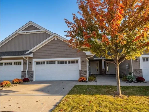 620 Liberty Way, Vadnais Heights, MN 55127