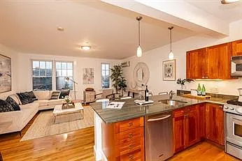 1 bed, 686 sqft, $3,250 — Photo 4