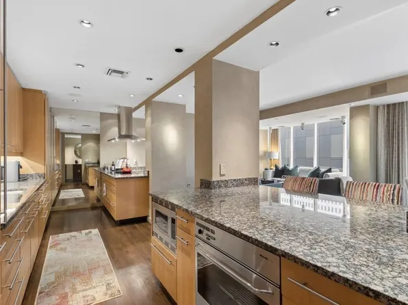 145 15th St NE APT 824, Atlanta, GA 30309