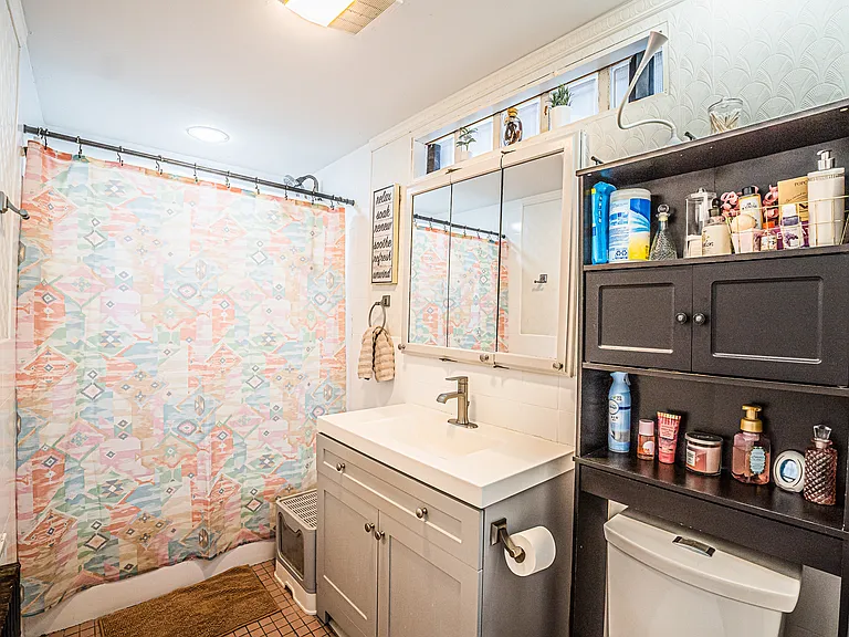 21 Wenham St #2 — Photo 14