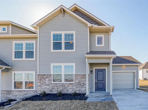 27409 E Oak View Dr, Lake Lotawana, MO 64086