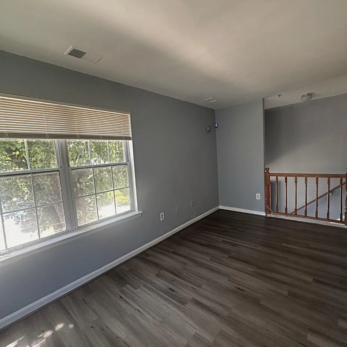 3 bed, 1.5 bath, 1317 sqft, $2,250 — Photo 2