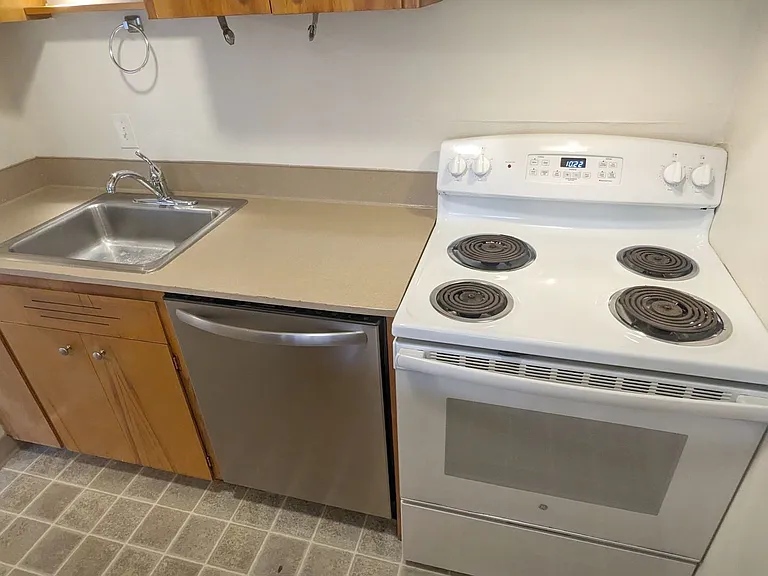 Park Village Apartments — Photo 26