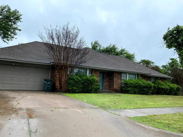 1204 Ironrock Dr, Edmond, OK 73012