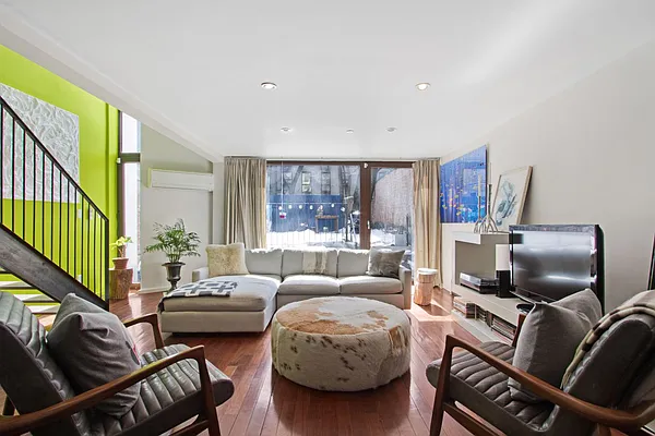 Rented by Compass | media 3