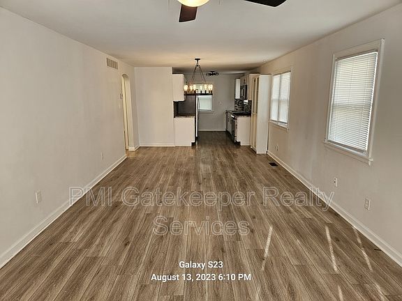 2nd image of 3824 Southern Ave