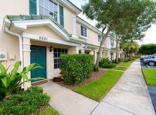 8221 Pacific Beach Dr, Fort Myers, FL 33966