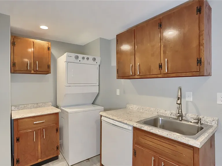 2501 Wildwood Rd — Photo 13