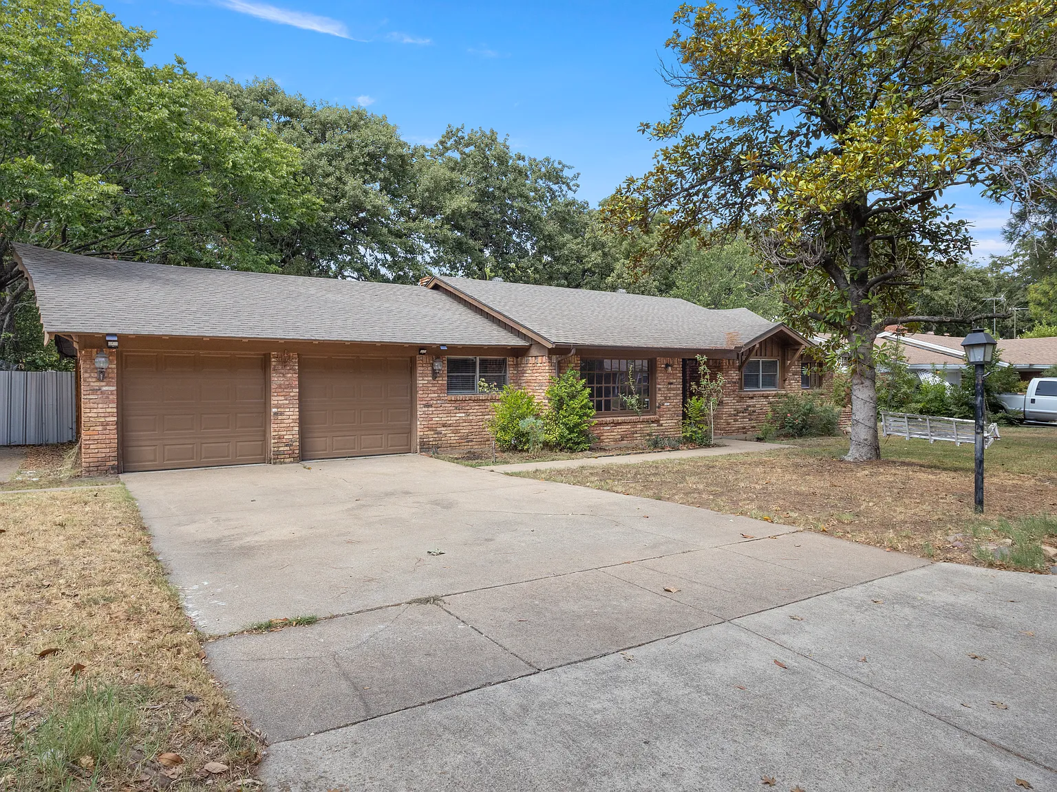 3 bed, 1842 sqft, $2,200 — Photo 1