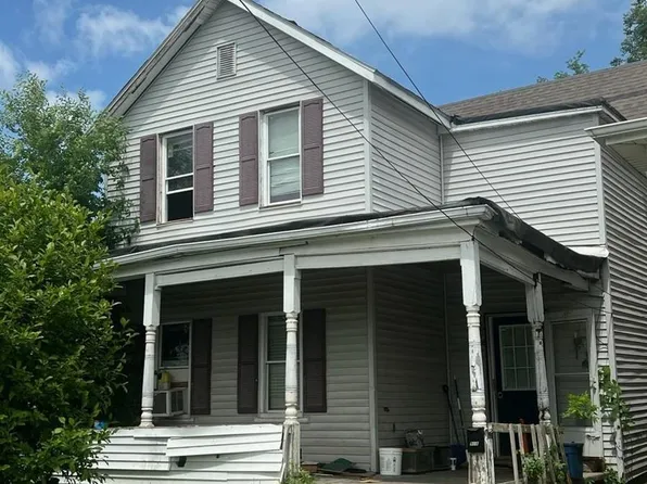 918 Church St, Hannibal, MO 63401