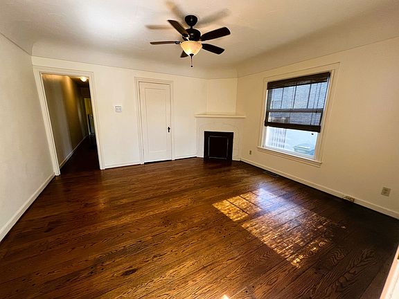 3rd image of 223 Wilson St
