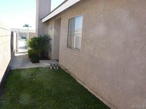 2nd image of 4630 Oceanside Dr APT B