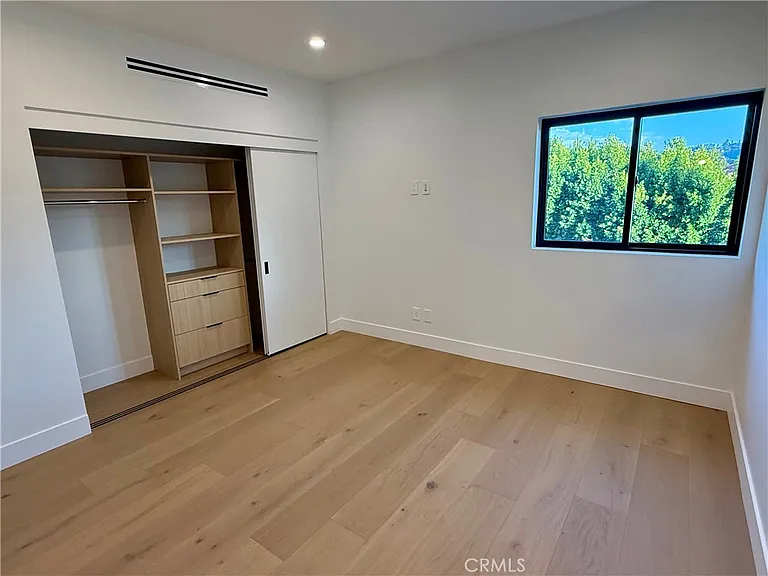 12816 Bloomfield St — Photo 17