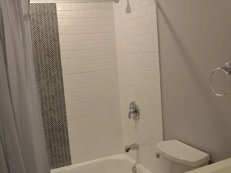 1407 Gordon Dr — Photo 6
