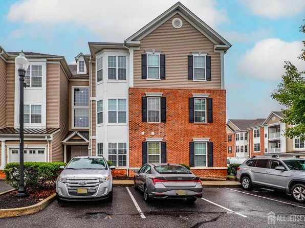 3038 Edward Stec Blvd, Edison, NJ 08837