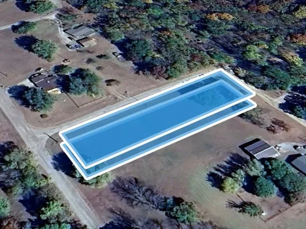 8901-8904 Longview Dr, Ozawkie, KS 66070