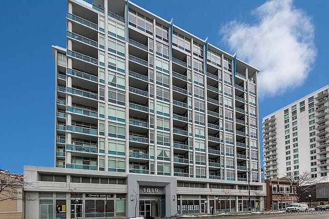 1st image of 1819 S Michigan Ave Unit 403