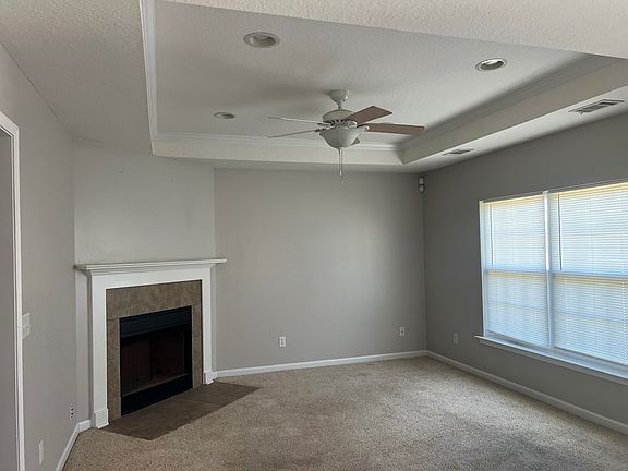 4th image of 70 Miller St NE