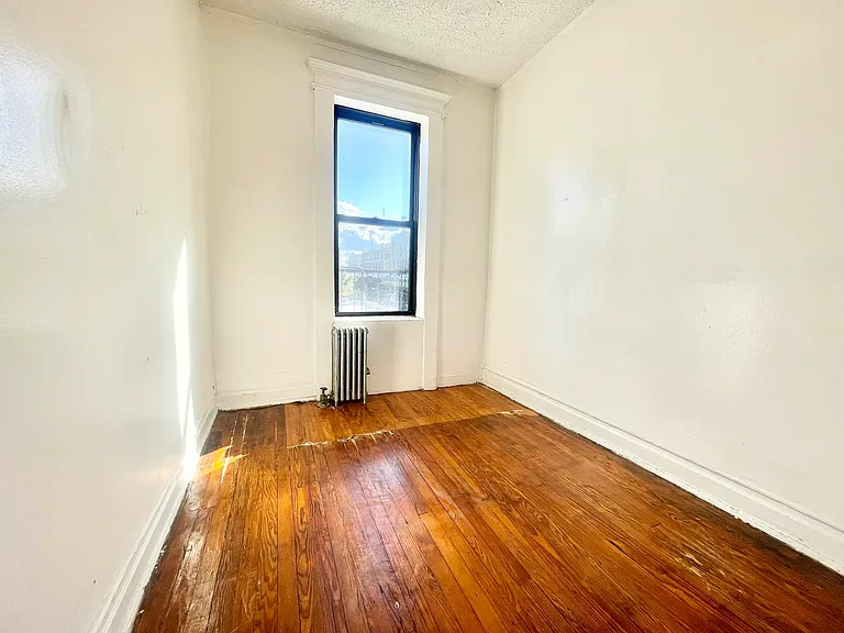 124 31st St #3R — Photo 10