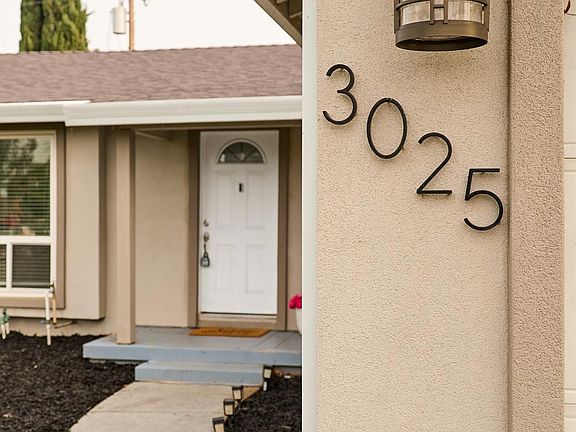 3rd image of 3025 Margate Way