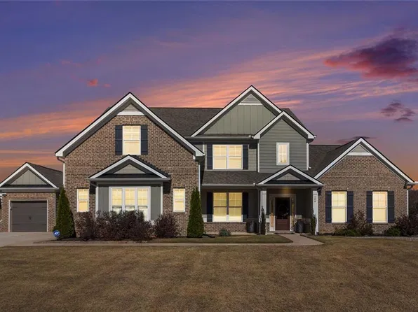 106 Graceton Farms Dr, Senoia, GA 30276