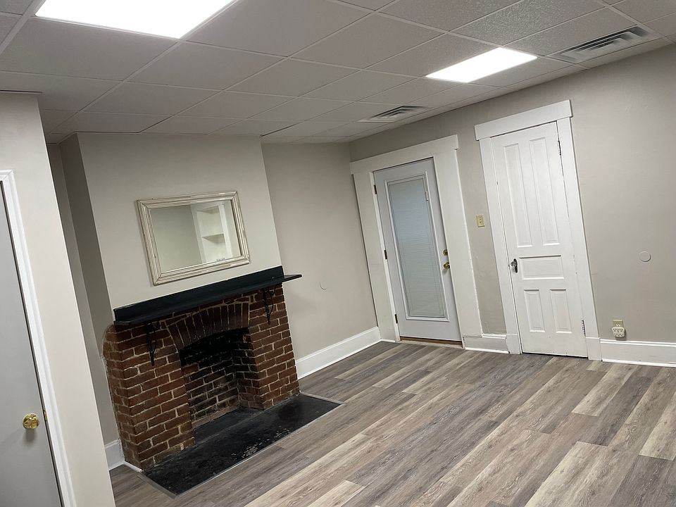 2nd image of 318 Meyran Ave APT 2