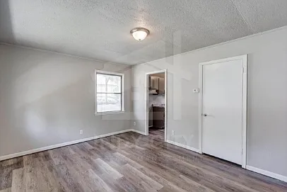 7315 E 53rd St — Photo 11