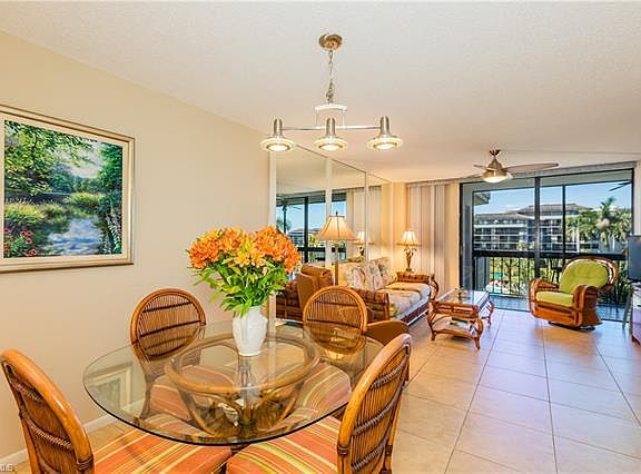 4th image of 693 Seaview Ct APT A403