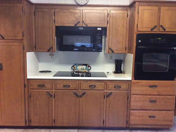 5th image of 704 Brentwood Blvd #1
