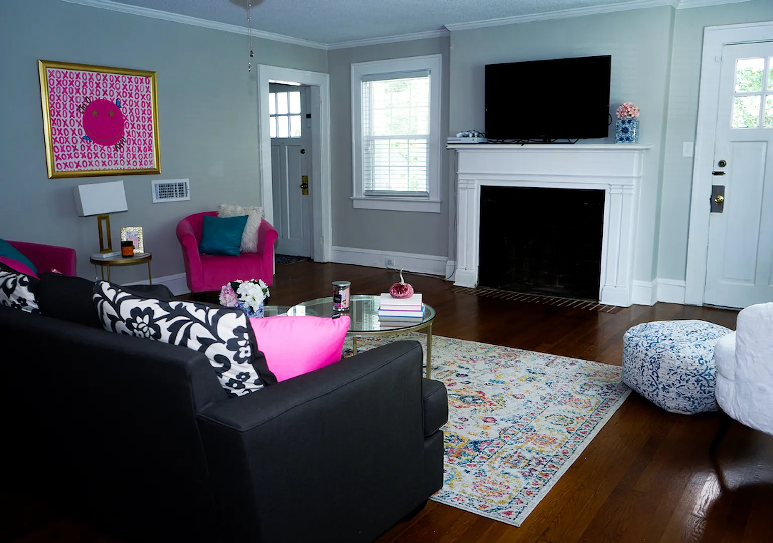 4 bed, 2.0 bath, 2038 sqft — Photo 1