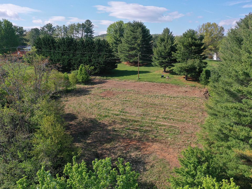 1st image of Mount Vista Dr
