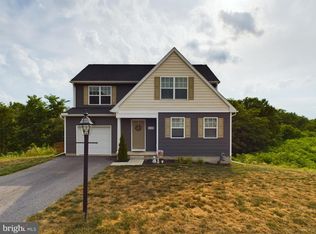 1137 Alder Ct, York, PA 17408