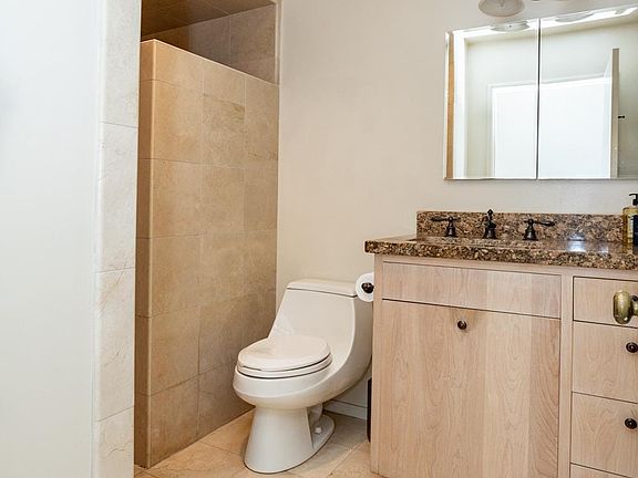 4th image of 7108 Del Rio Dr
