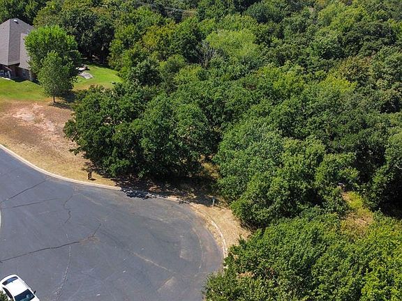 2nd image of 9579 Bergamo Boulevard