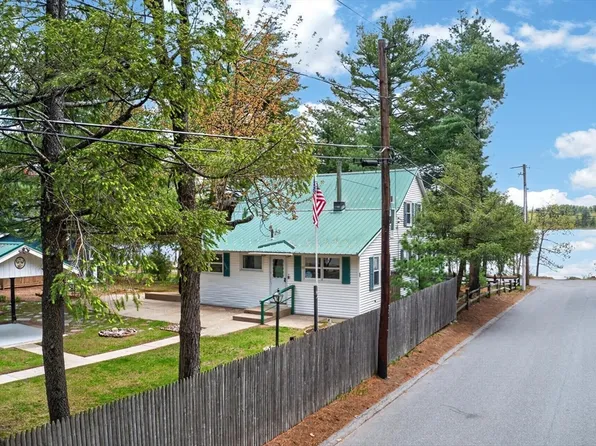 222 Snake Hill Rd, Ayer, MA 01432