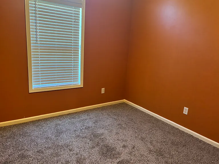 651 Builder Dr — Photo 9