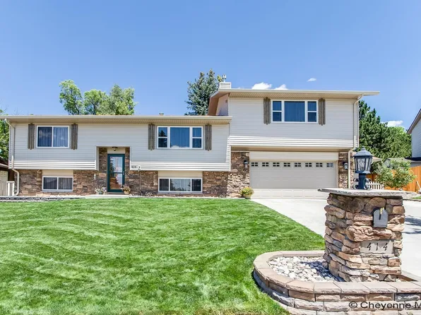 414 Dalcour Dr, Cheyenne, WY 82009