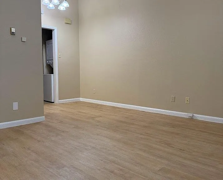 2529 Rio Grande St #96 — Photo 4