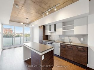 1030 King St W #512, Toronto, ON M6K 0B4