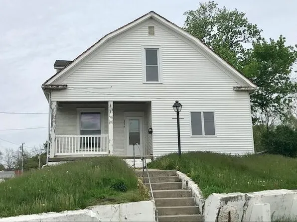 200 E Silver St, Wapakoneta, OH 45895