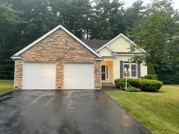 19 Shannon Way, Lancaster, MA 01523